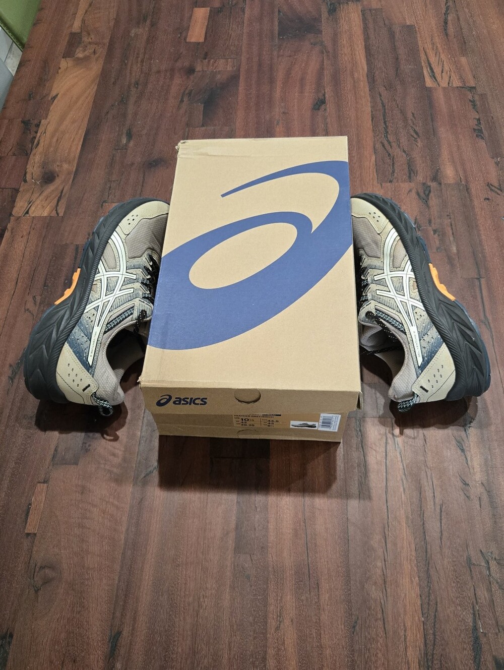 Asics Gel-Venture 9 Trail and Walking Men's Sneakers in Feather Grey/Birch